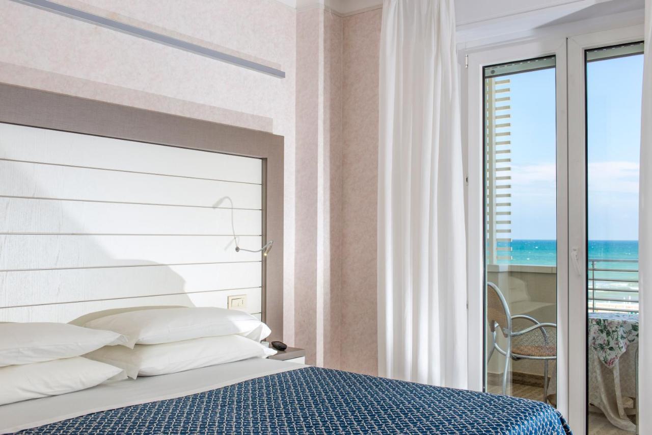 Hotel Record Riccione Exterior foto