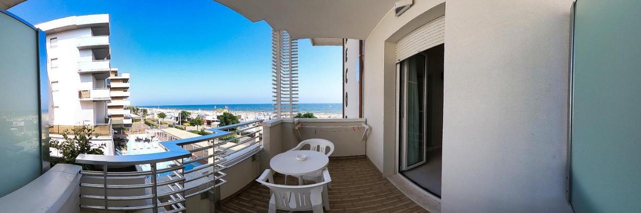 Hotel Record Riccione Exterior foto